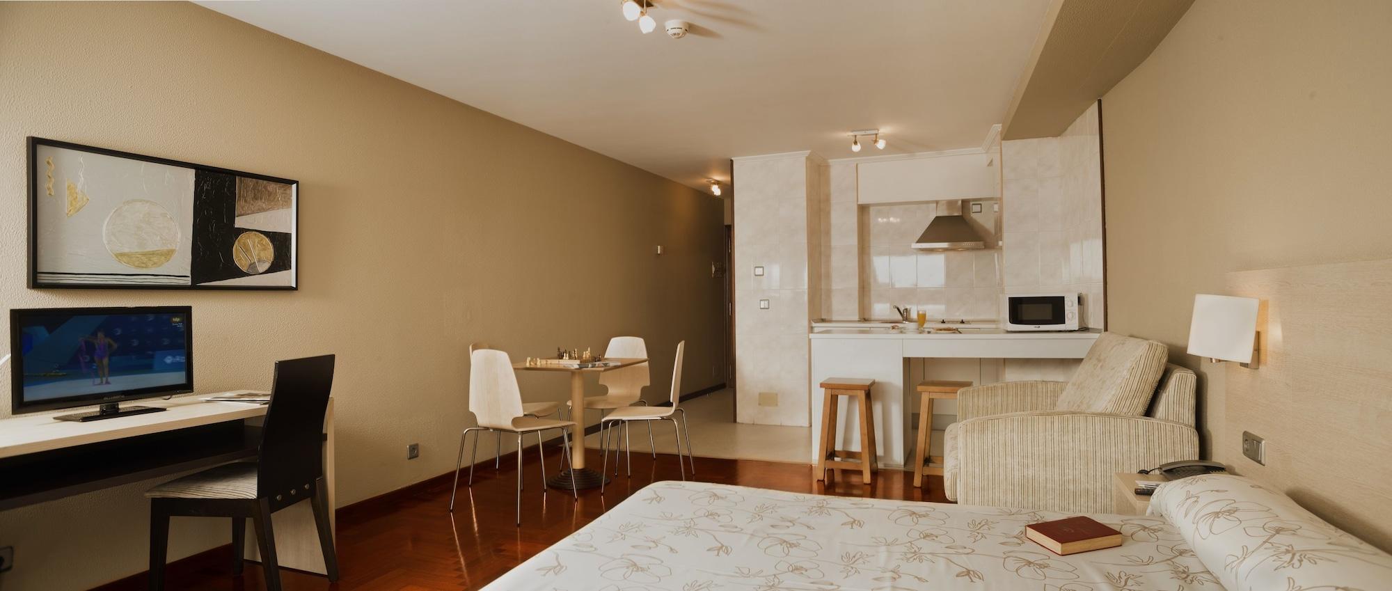 Apartamentos Portazgo La Corogne Extérieur photo