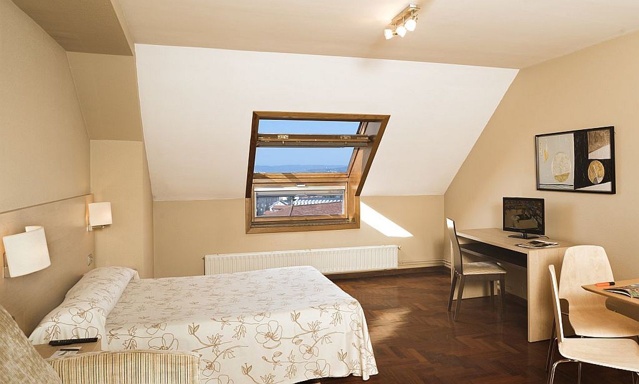Apartamentos Portazgo La Corogne Extérieur photo